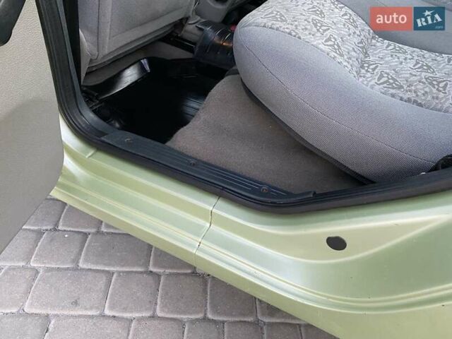 Зеленый ВАЗ Калина, объемом двигателя 1.6 л и пробегом 70 тыс. км за 2441 $, фото 21 на Automoto.ua
