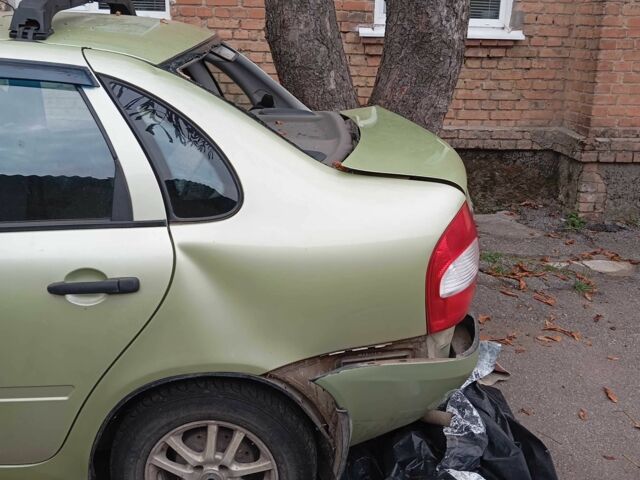 Зеленый ВАЗ Калина, объемом двигателя 1.6 л и пробегом 95 тыс. км за 1500 $, фото 3 на Automoto.ua