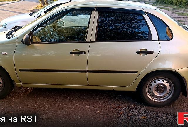 Зеленый ВАЗ Калина, объемом двигателя 1.6 л и пробегом 202 тыс. км за 2300 $, фото 7 на Automoto.ua