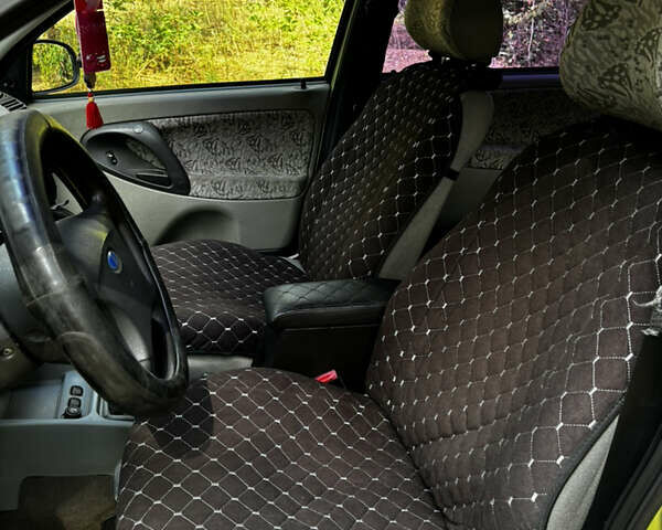 Зелений ВАЗ Калина, об'ємом двигуна 1.6 л та пробігом 190 тис. км за 2000 $, фото 6 на Automoto.ua