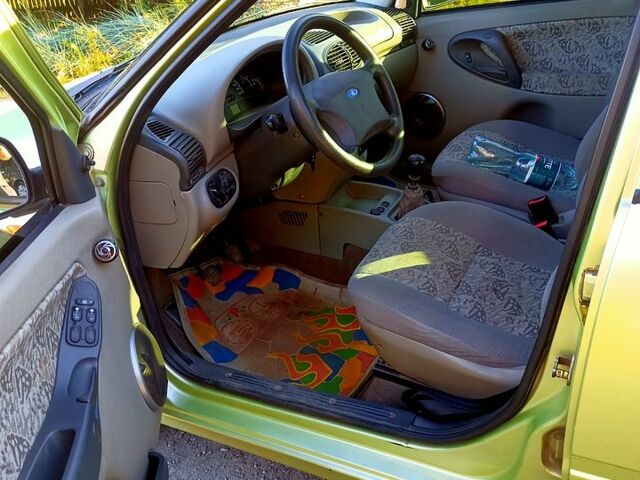 Зеленый ВАЗ Kalina, объемом двигателя 1.6 л и пробегом 96 тыс. км за 1800 $, фото 4 на Automoto.ua