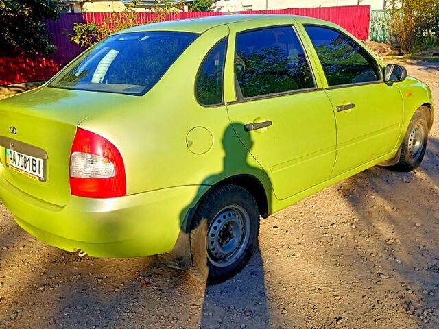 Зеленый ВАЗ Kalina, объемом двигателя 1.6 л и пробегом 96 тыс. км за 1800 $, фото 2 на Automoto.ua