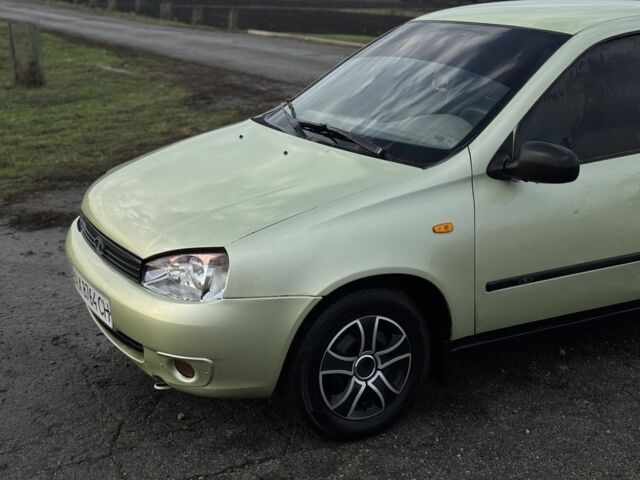 Зеленый ВАЗ Калина, объемом двигателя 1.6 л и пробегом 200 тыс. км за 1550 $, фото 4 на Automoto.ua