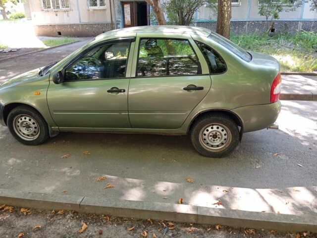 Зеленый ВАЗ Калина, объемом двигателя 1.4 л и пробегом 201 тыс. км за 1500 $, фото 1 на Automoto.ua