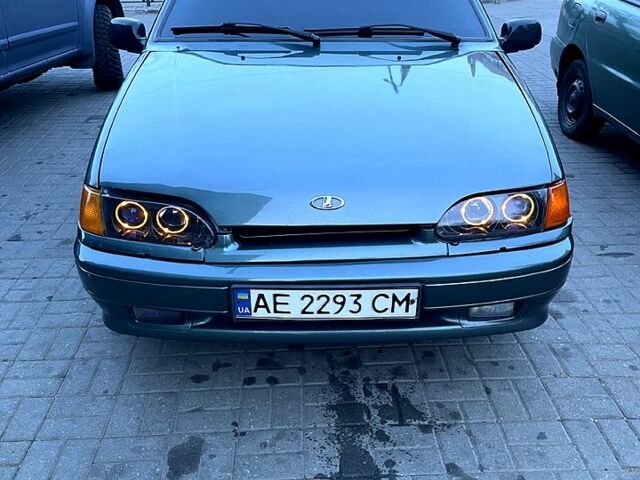 Зеленый ВАЗ Kalina, объемом двигателя 1.5 л и пробегом 200 тыс. км за 1200 $, фото 4 на Automoto.ua