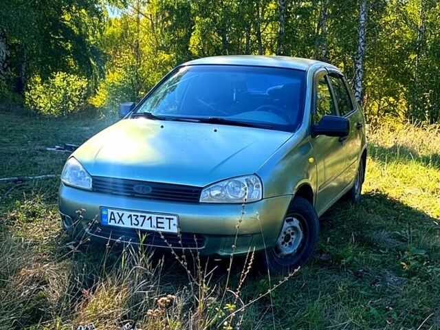 Зеленый ВАЗ Kalina, объемом двигателя 1.6 л и пробегом 170 тыс. км за 1650 $, фото 1 на Automoto.ua