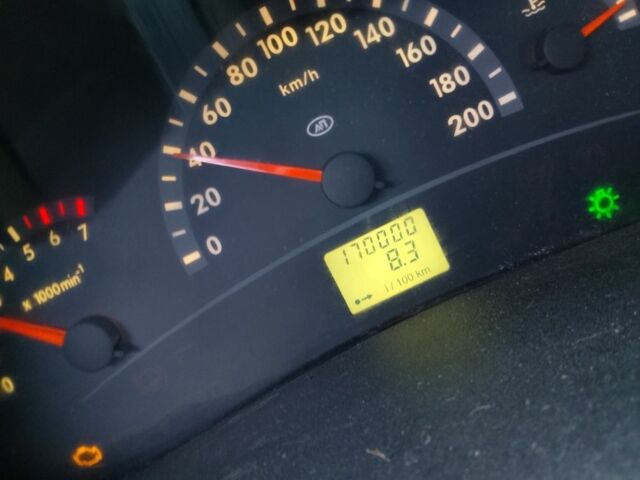 Зеленый ВАЗ Калина, объемом двигателя 1.6 л и пробегом 170 тыс. км за 1700 $, фото 1 на Automoto.ua