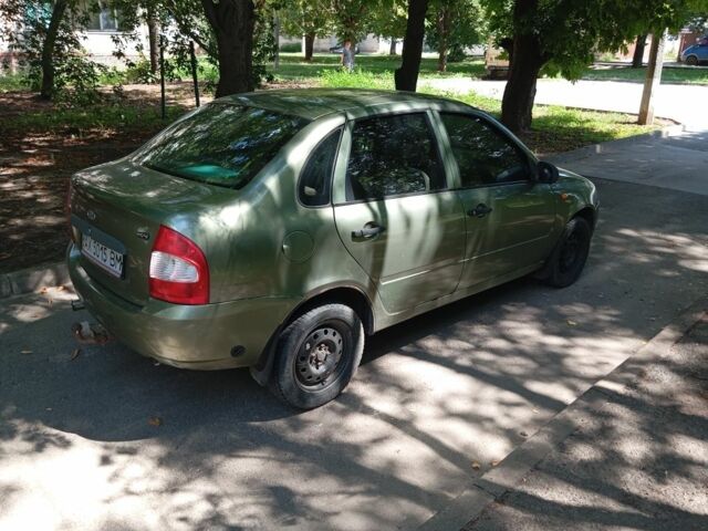 Зеленый ВАЗ Калина, объемом двигателя 1.4 л и пробегом 201 тыс. км за 1500 $, фото 2 на Automoto.ua