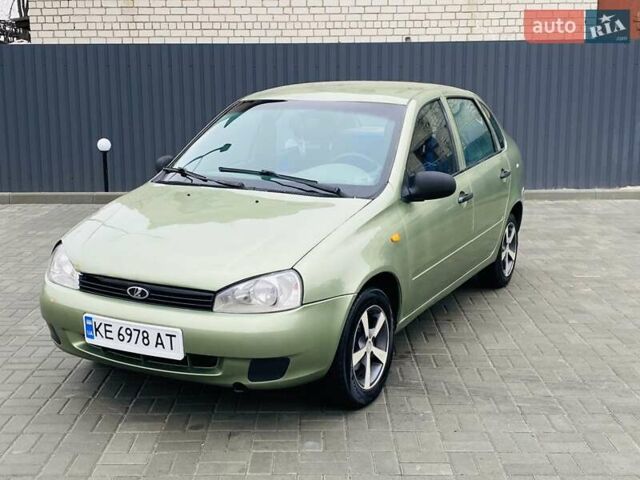 Зеленый ВАЗ Калина, объемом двигателя 1.6 л и пробегом 171 тыс. км за 1750 $, фото 2 на Automoto.ua