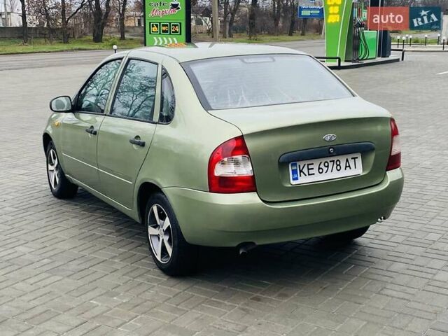 Зеленый ВАЗ Калина, объемом двигателя 1.6 л и пробегом 171 тыс. км за 1750 $, фото 7 на Automoto.ua