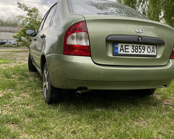 Зеленый ВАЗ Калина, объемом двигателя 1.6 л и пробегом 168 тыс. км за 1650 $, фото 8 на Automoto.ua