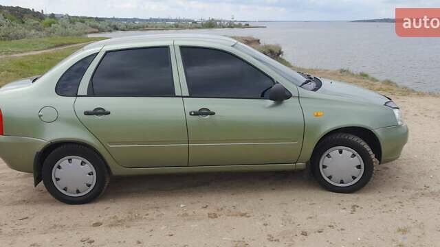 Зеленый ВАЗ Калина, объемом двигателя 1.6 л и пробегом 55 тыс. км за 3700 $, фото 2 на Automoto.ua