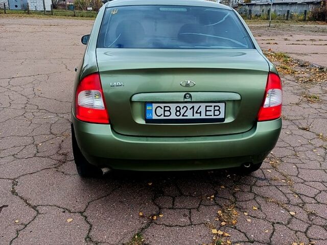 Зеленый ВАЗ Kalina, объемом двигателя 1.6 л и пробегом 294 тыс. км за 2200 $, фото 4 на Automoto.ua