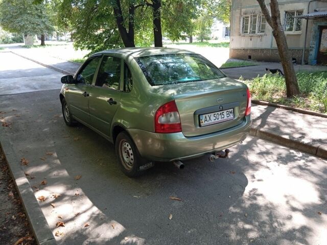 Зеленый ВАЗ Калина, объемом двигателя 1.4 л и пробегом 201 тыс. км за 1500 $, фото 4 на Automoto.ua