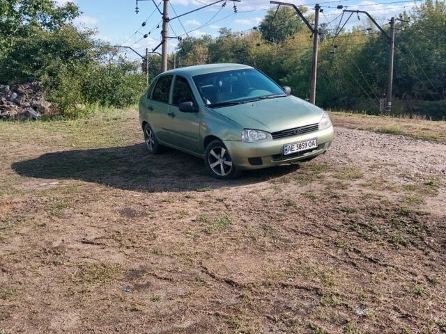 Зеленый ВАЗ Калина, объемом двигателя 1.6 л и пробегом 170 тыс. км за 1700 $, фото 3 на Automoto.ua