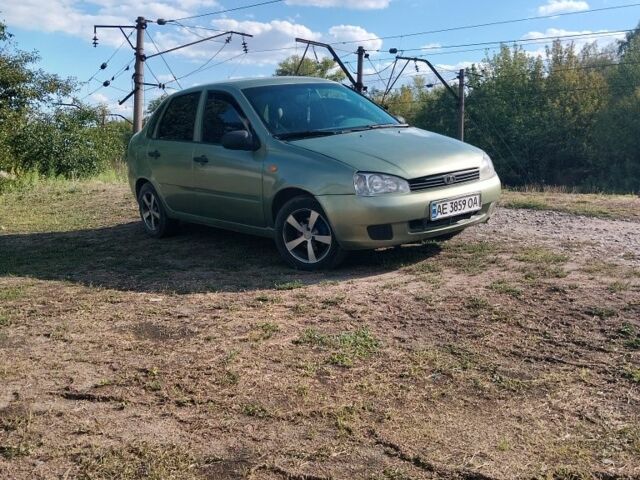 Зеленый ВАЗ Калина, объемом двигателя 1.6 л и пробегом 170 тыс. км за 1700 $, фото 2 на Automoto.ua