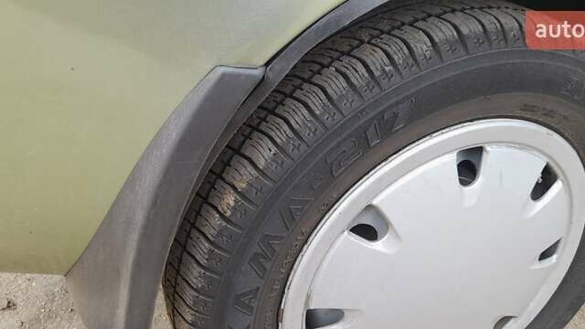 Зеленый ВАЗ Калина, объемом двигателя 1.6 л и пробегом 55 тыс. км за 3700 $, фото 16 на Automoto.ua