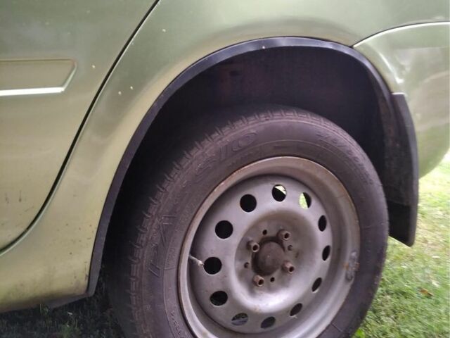 Зелений ВАЗ Калина, об'ємом двигуна 1.6 л та пробігом 98 тис. км за 2300 $, фото 2 на Automoto.ua