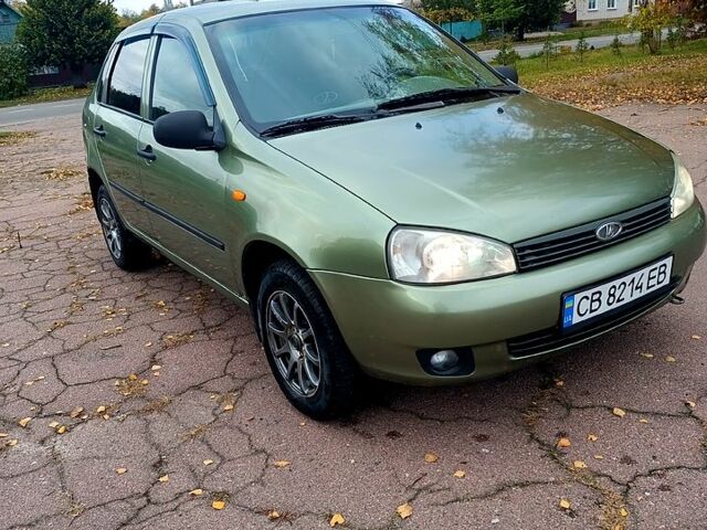 Зеленый ВАЗ Kalina, объемом двигателя 1.6 л и пробегом 294 тыс. км за 2200 $, фото 1 на Automoto.ua