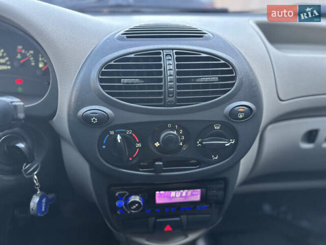 Зеленый ВАЗ Калина, объемом двигателя 1.6 л и пробегом 51 тыс. км за 3850 $, фото 23 на Automoto.ua