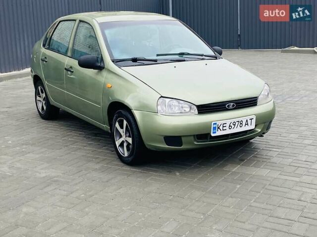 Зеленый ВАЗ Калина, объемом двигателя 1.6 л и пробегом 171 тыс. км за 1750 $, фото 3 на Automoto.ua