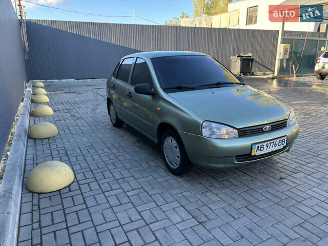 Зеленый ВАЗ Калина, объемом двигателя 1.6 л и пробегом 51 тыс. км за 3850 $, фото 2 на Automoto.ua