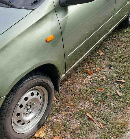 ВАЗ Калина 2008 у Корсунь-Шевченковском на Automoto.ua Зелений ВАЗ Калина, об'ємом двигуна 1.39 л та пробігом 360 тис. км за 1400 $, фото 5 на Automoto.ua