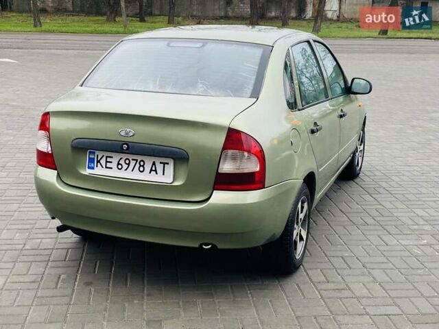 Зеленый ВАЗ Калина, объемом двигателя 1.6 л и пробегом 171 тыс. км за 1750 $, фото 6 на Automoto.ua