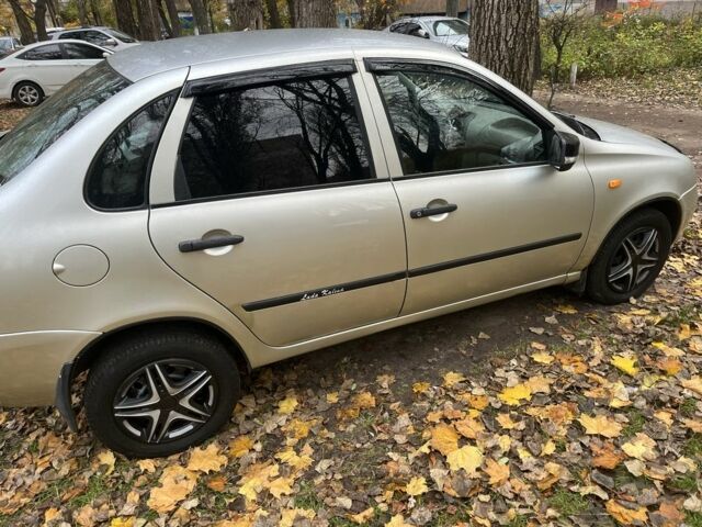 Зелений ВАЗ Калина, об'ємом двигуна 1.4 л та пробігом 148 тис. км за 2300 $, фото 2 на Automoto.ua