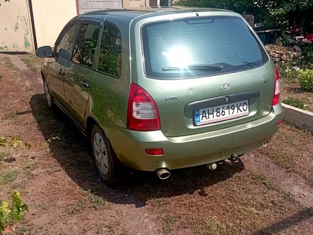 Зеленый ВАЗ Kalina, объемом двигателя 1.6 л и пробегом 200 тыс. км за 2200 $, фото 2 на Automoto.ua