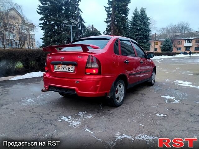 Червоний ВАЗ Lada Kalina, об'ємом двигуна 1.6 л та пробігом 230 тис. км за 2600 $, фото 1 на Automoto.ua