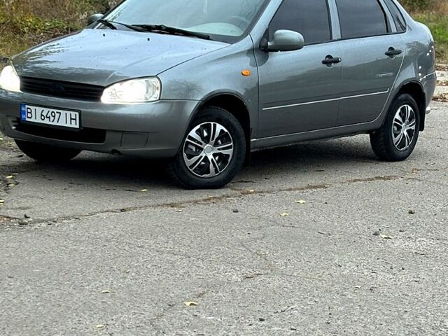 Сірий ВАЗ Lada Kalina, об'ємом двигуна 1.6 л та пробігом 186 тис. км за 2600 $, фото 2 на Automoto.ua