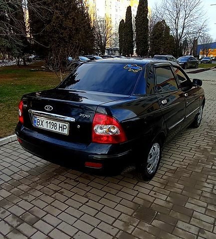 Чорний ВАЗ Lada Priora, об'ємом двигуна 1.6 л та пробігом 96 тис. км за 3200 $, фото 2 на Automoto.ua