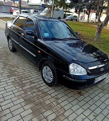 Чорний ВАЗ Lada Priora, об'ємом двигуна 1.6 л та пробігом 96 тис. км за 3200 $, фото 1 на Automoto.ua