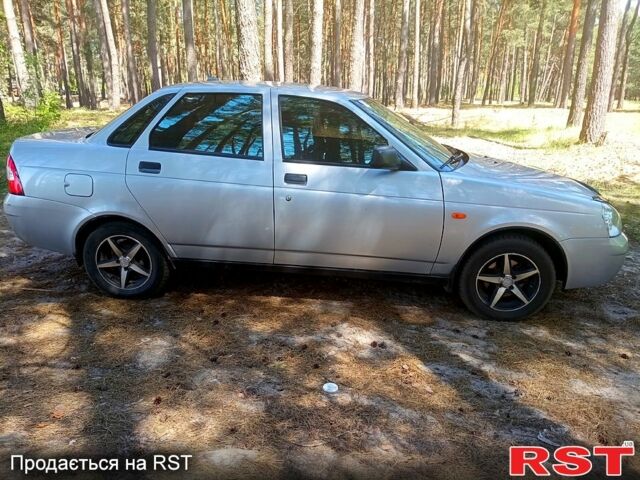 Серый ВАЗ Lada Priora, объемом двигателя 1.6 л и пробегом 198 тыс. км за 2300 $, фото 1 на Automoto.ua