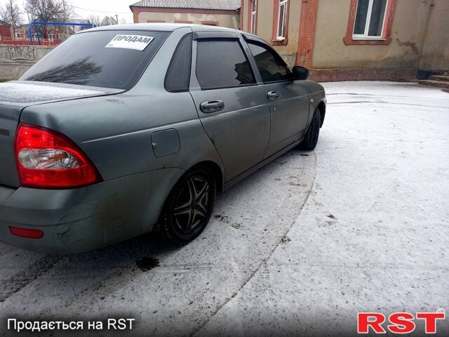 Сірий ВАЗ Lada Priora, об'ємом двигуна 1.6 л та пробігом 141 тис. км за 3000 $, фото 5 на Automoto.ua