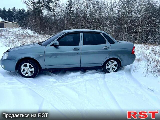 Сірий ВАЗ Lada Priora, об'ємом двигуна 1.6 л та пробігом 194 тис. км за 3800 $, фото 4 на Automoto.ua