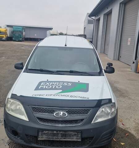 ВАЗ Largus 2017 в Киеве на Automoto.ua Белый ВАЗ Largus, объемом двигателя 1.6 л и пробегом 140 тыс. км за 4500 $, фото 1 на Automoto.ua