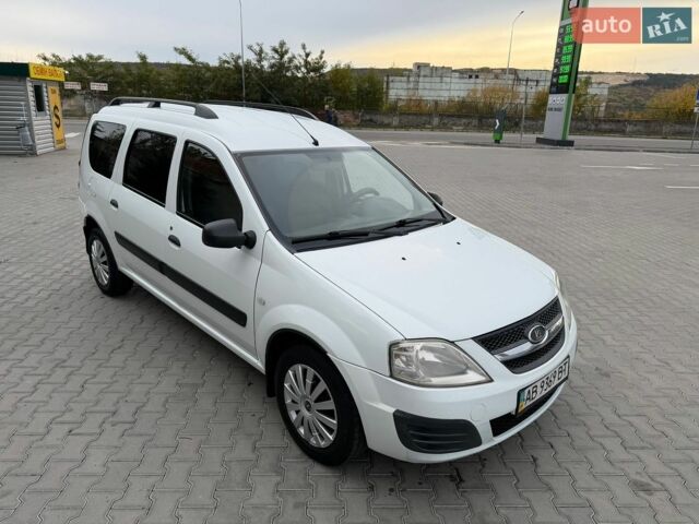 Білий ВАЗ Largus, об'ємом двигуна 1.6 л та пробігом 182 тис. км за 4350 $, фото 3 на Automoto.ua