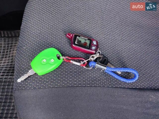 Білий ВАЗ Largus, об'ємом двигуна 1.6 л та пробігом 192 тис. км за 7700 $, фото 27 на Automoto.ua