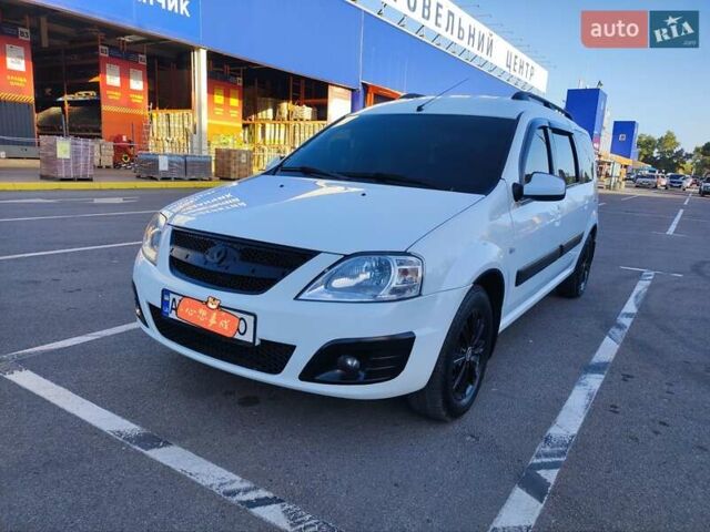 Білий ВАЗ Largus, об'ємом двигуна 1.6 л та пробігом 192 тис. км за 7700 $, фото 2 на Automoto.ua