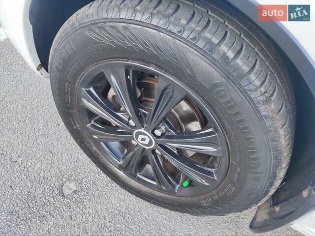 Білий ВАЗ Largus, об'ємом двигуна 1.6 л та пробігом 192 тис. км за 7700 $, фото 22 на Automoto.ua