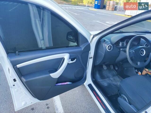 Білий ВАЗ Largus, об'ємом двигуна 1.6 л та пробігом 192 тис. км за 7700 $, фото 9 на Automoto.ua