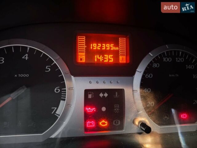 Белый ВАЗ Largus, объемом двигателя 1.6 л и пробегом 192 тыс. км за 7500 $, фото 26 на Automoto.ua