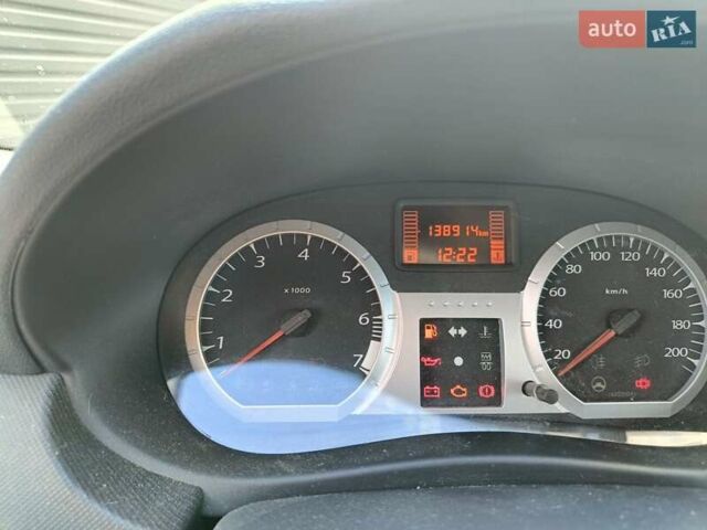Белый ВАЗ Largus, объемом двигателя 1.6 л и пробегом 139 тыс. км за 6300 $, фото 10 на Automoto.ua