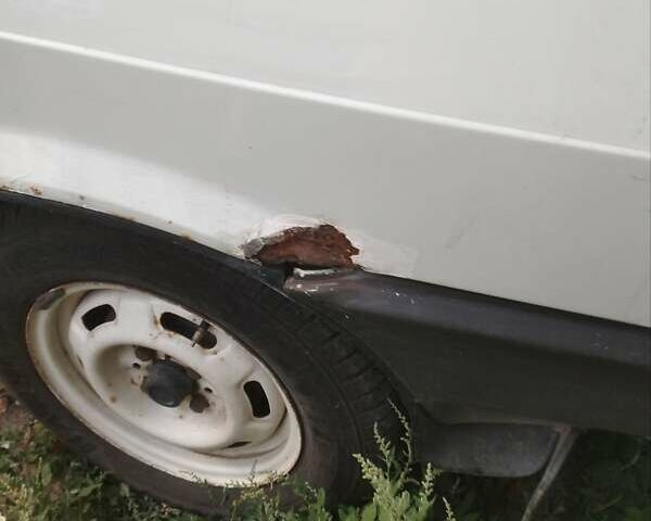 Білий ВАЗ Largus, об'ємом двигуна 12.9 л та пробігом 147 тис. км за 800 $, фото 12 на Automoto.ua