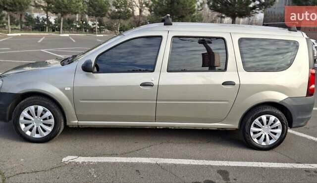Бежевый ВАЗ Largus, объемом двигателя 1.6 л и пробегом 366 тыс. км за 3300 $, фото 6 на Automoto.ua