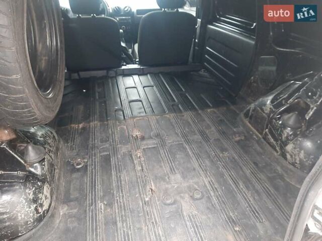 Черный ВАЗ Largus, объемом двигателя 1.6 л и пробегом 167 тыс. км за 3200 $, фото 13 на Automoto.ua