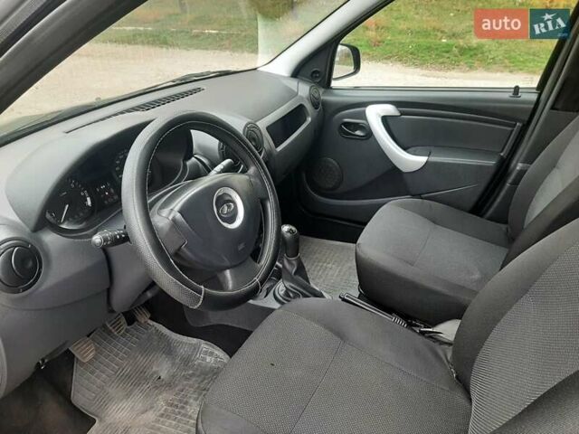 Черный ВАЗ Largus, объемом двигателя 1.6 л и пробегом 166 тыс. км за 3700 $, фото 8 на Automoto.ua