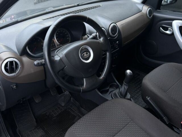 Черный ВАЗ Largus, объемом двигателя 1.6 л и пробегом 157 тыс. км за 6499 $, фото 4 на Automoto.ua